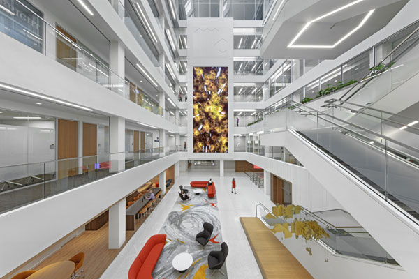 McCormick-HQ-Photographer-Eric-Laignel-Interior-Architects.j